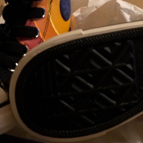 SPACE JAM CONVERSE - Picture 8 of 12